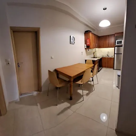 Nikolas House Apartment *